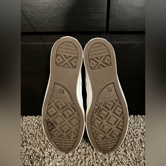 White leather converse - Picture 3 of 7